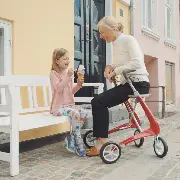 Zusätzliches Produktbild für Acre Rollator Carbon Ultralight Komfort erdbeerrot