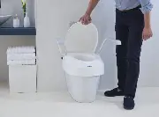Zusätzliches Produktbild für Aquatec 900 Toilettensitzerhöhung mit Armlehnen