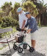 Zusätzliches Produktbild für Saljol Carbon Rollator mit Vollausstattung