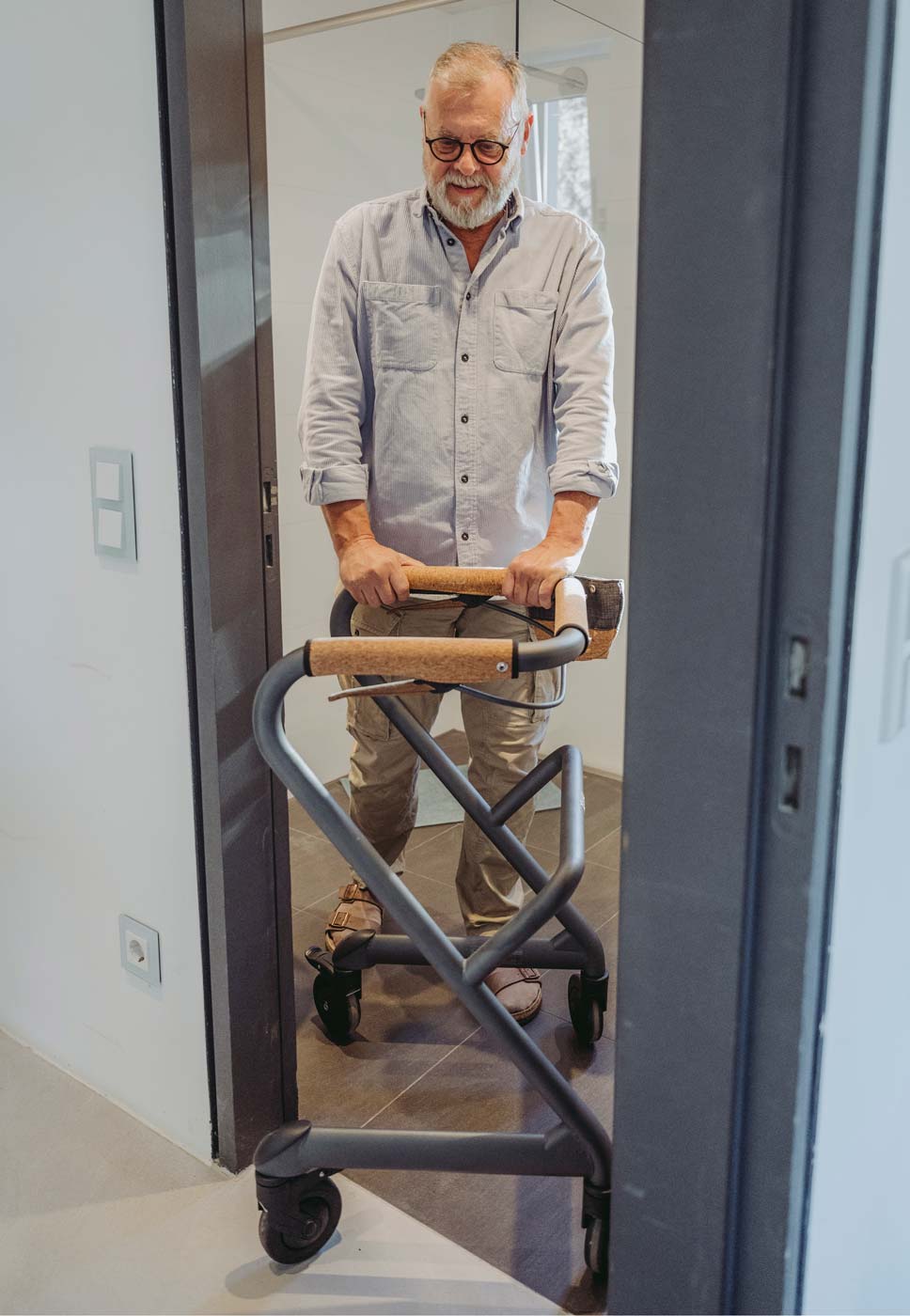 Saljol Wohnraumrollator 22